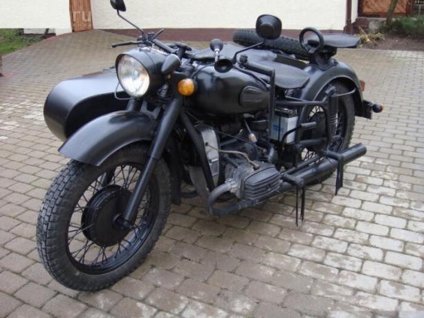 motocicleta legendaria Dnepr.
