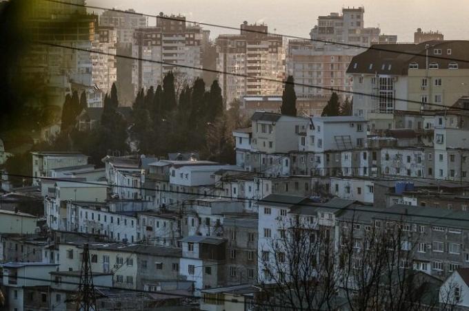 Toda la ciudad es la red enmarañada de "favelas rusos."