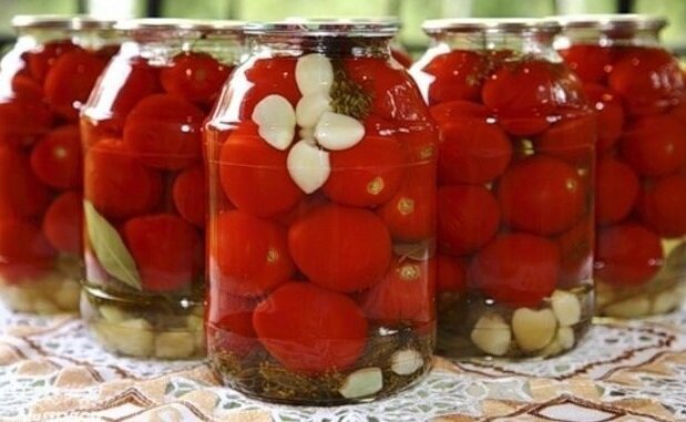 ¿Cuál es el uso de los tomates en vinagre y para los que puede estar contraindicado