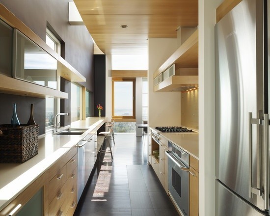 diseño de una cocina estrecha de 8 metros cuadrados