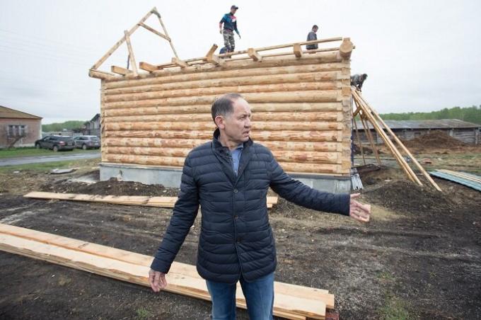 El hombre de negocios Kamil Khairullin comenzó la construcción de nuevas viviendas en su pueblo natal Sultanov (región de Cheliábinsk).