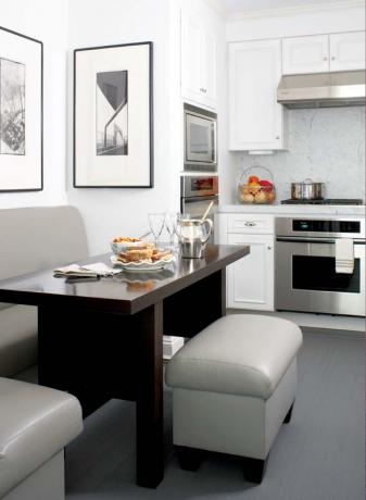 Foto de muebles de cocina tapizados cómodos y cómodos.