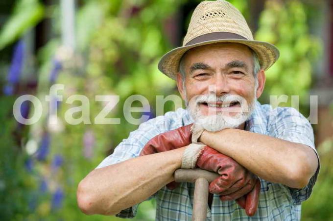 jardinero feliz