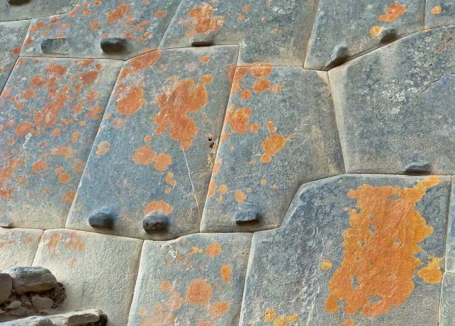 El secreto de la antigua mampostería de piedra poligonal? No lejos de buscar, la respuesta ante sus ojos!