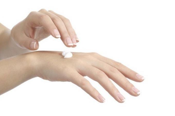 Glicerina - uno de los ingredientes más comunes en los cosméticos.