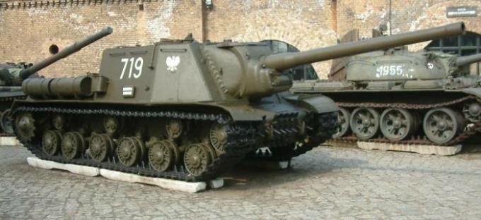 Pesadilla Wehrmacht: ISU-122 arma, que trabajó en el principio de "una sola vez - una meta"