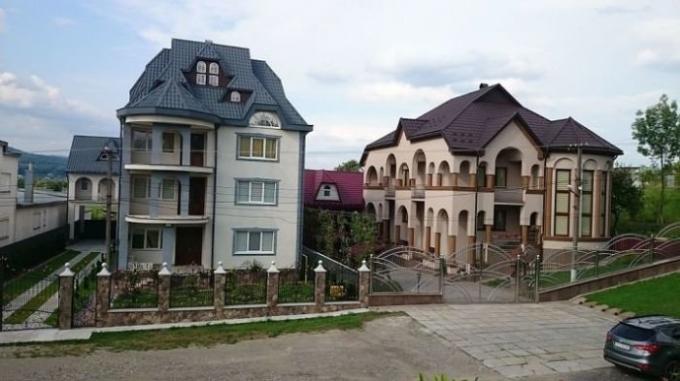 Apsha inferior - el pueblo más rico de Ucrania.