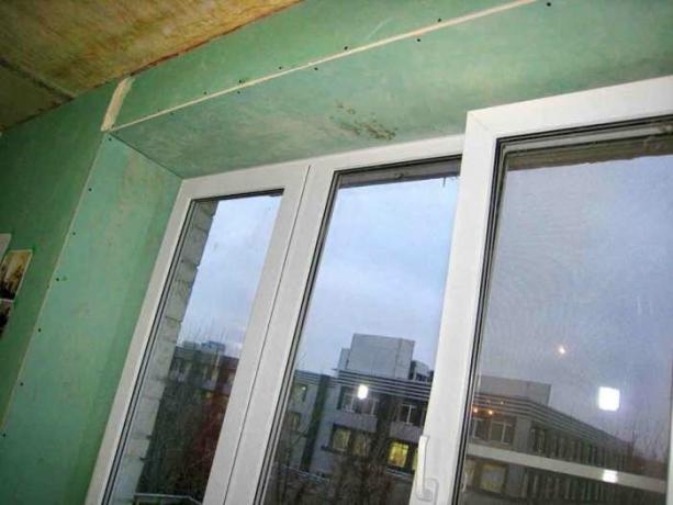 ¿Por qué los maestros experimentados recomiendan utilizar las laderas de las ventanas paneles de yeso, no de plástico