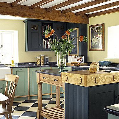 interior de la cocina en una casa de campo