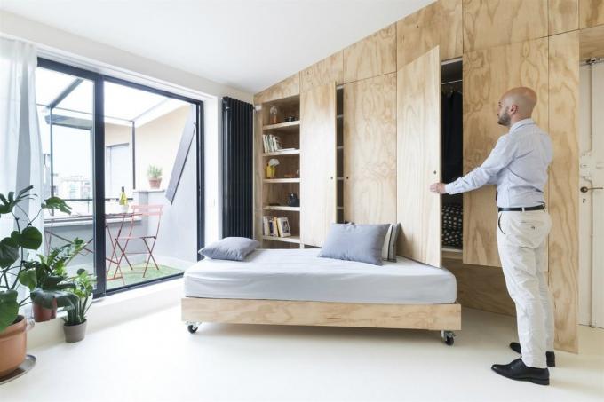 Odnushka 28 m² con muebles hechos a medida "mágica"