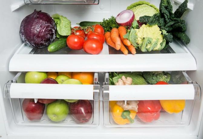 No basta con poner comida en el frigorífico, es necesario saber cómo almacenarla.